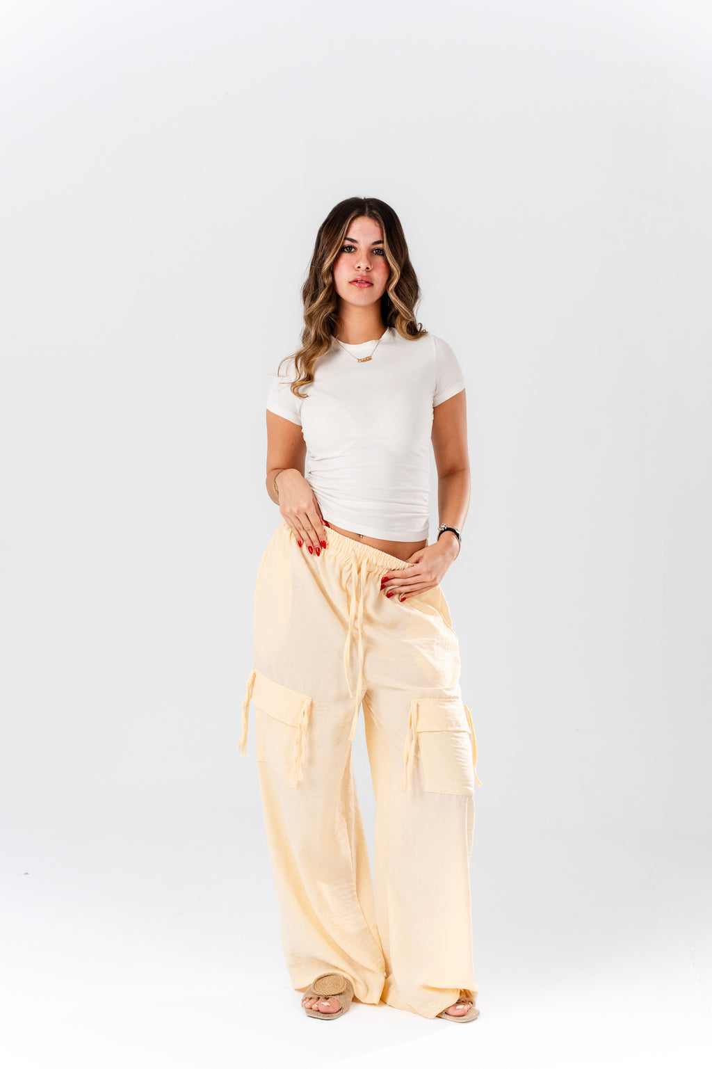 KV Wide-Leg Linen Cargo Pants