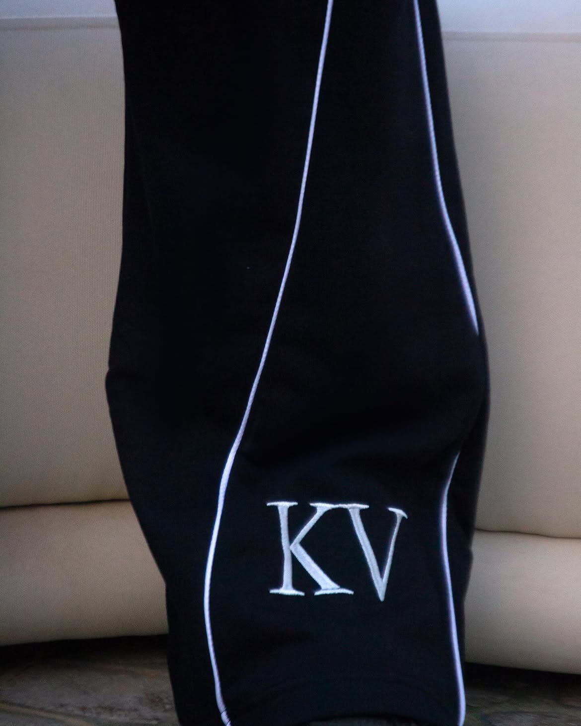 KV Baggy Sweatpants – Black