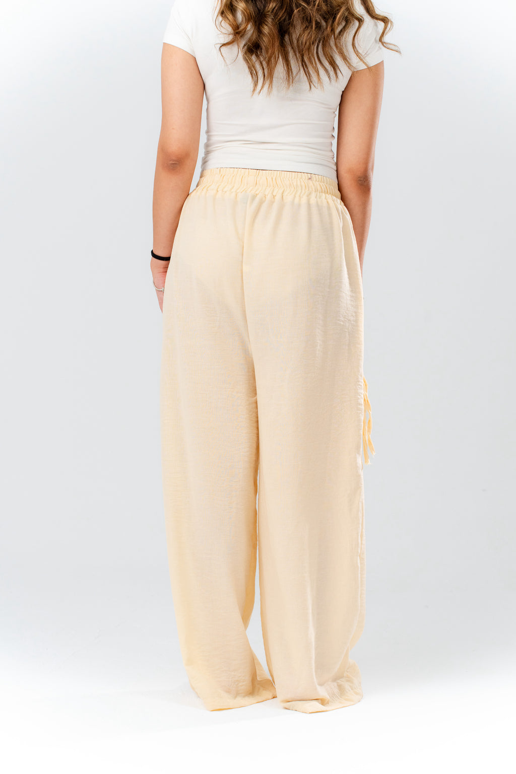 KV Wide-Leg Linen Cargo Pants