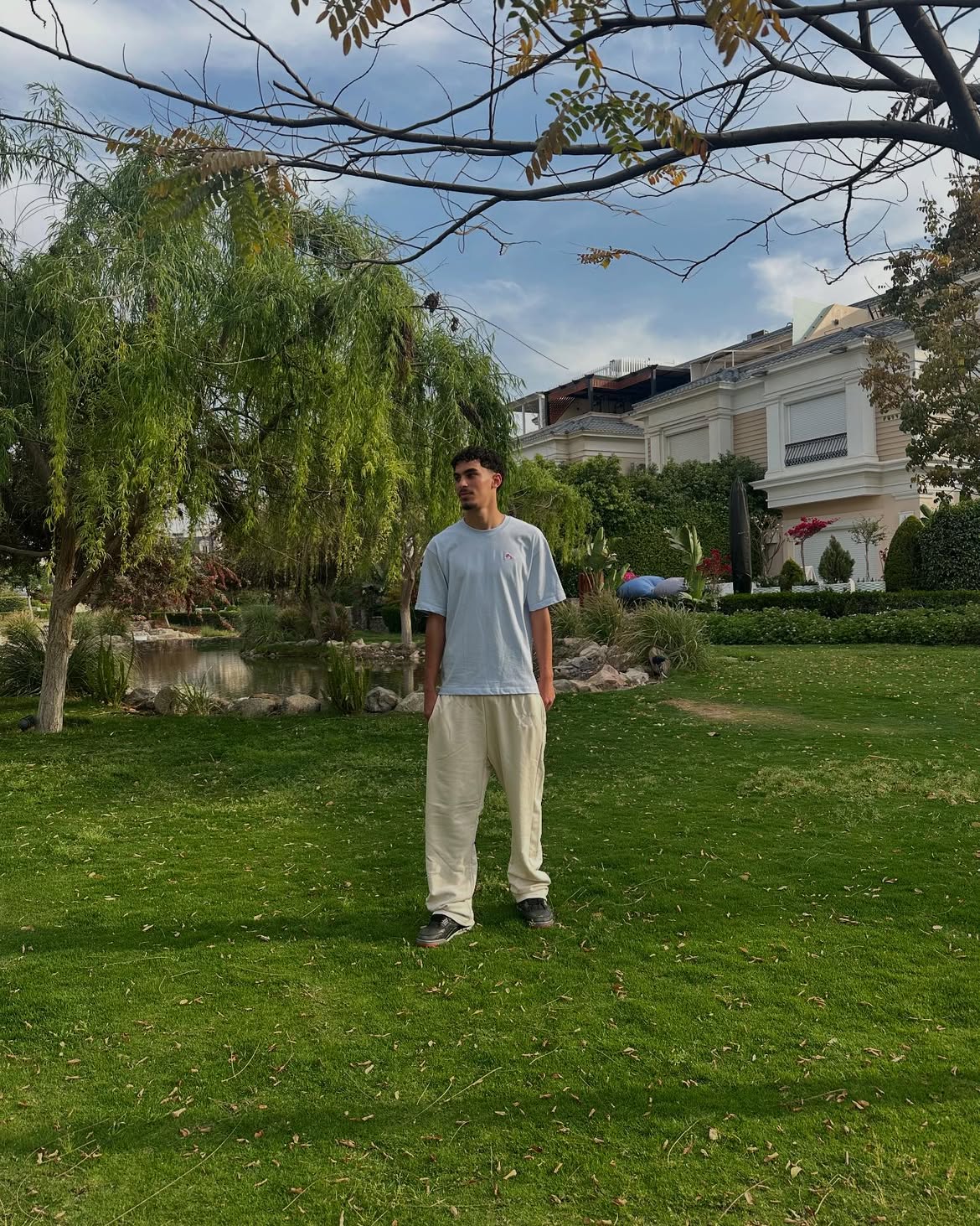 KV Relaxed Sweatpants – Cream